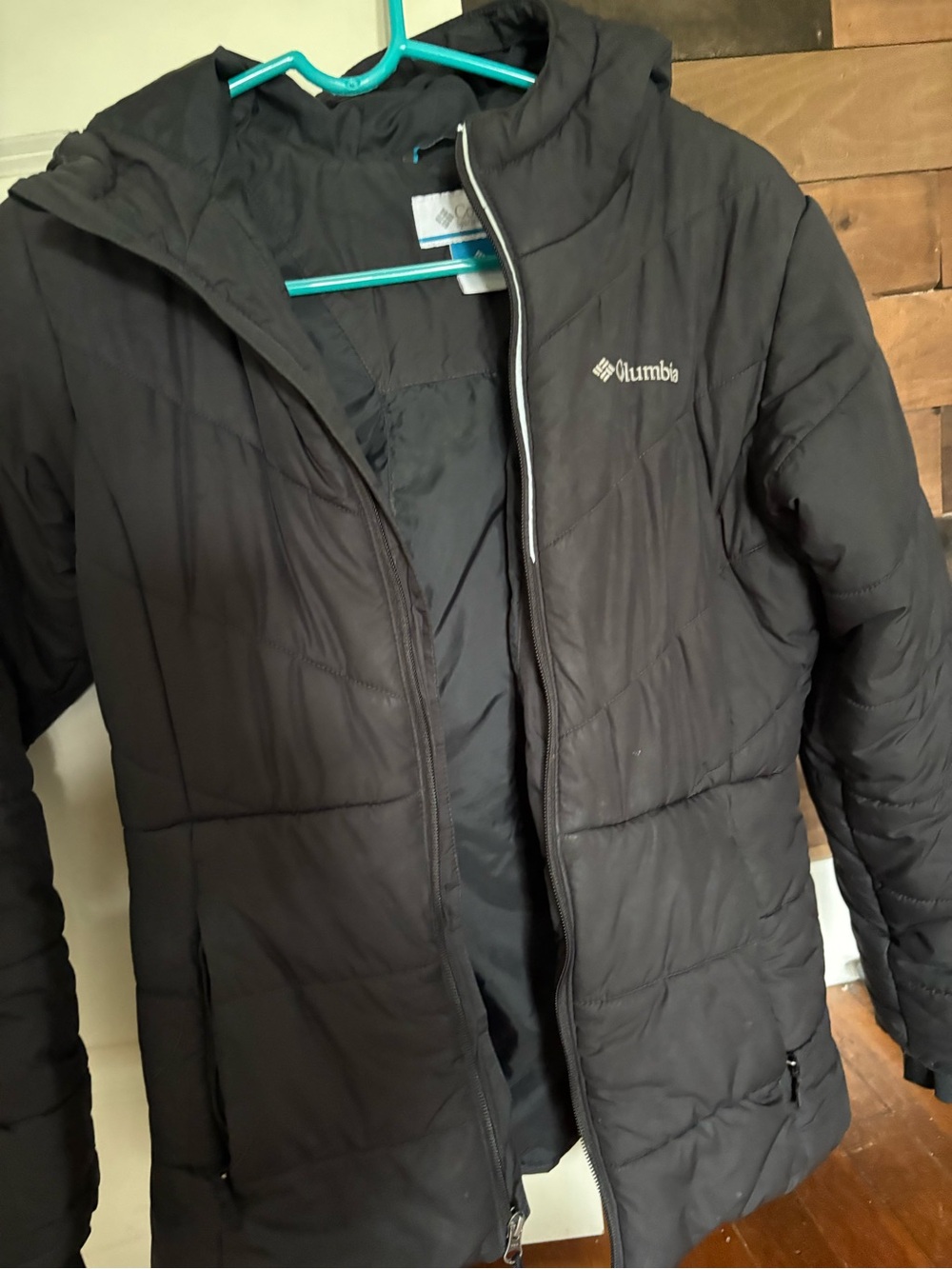 Kids large or adults XS - Columbia Black Hooded Puffer Coat
